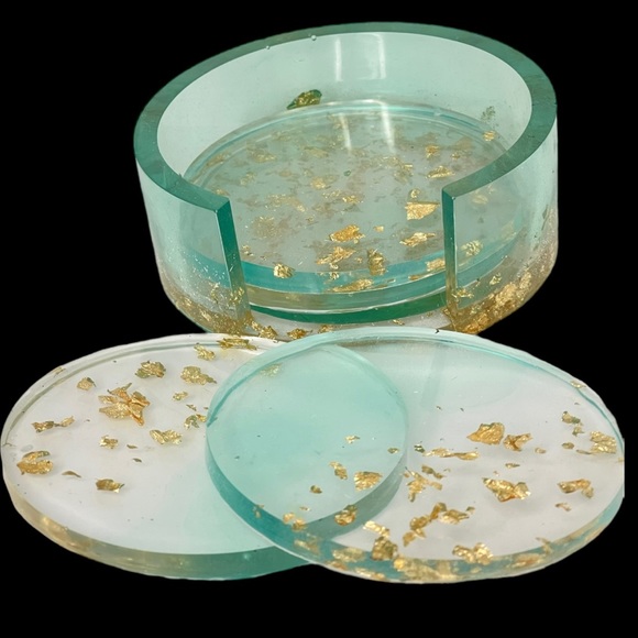 Beautiful Coaster Set That Lights Up - Picture 2 of 4